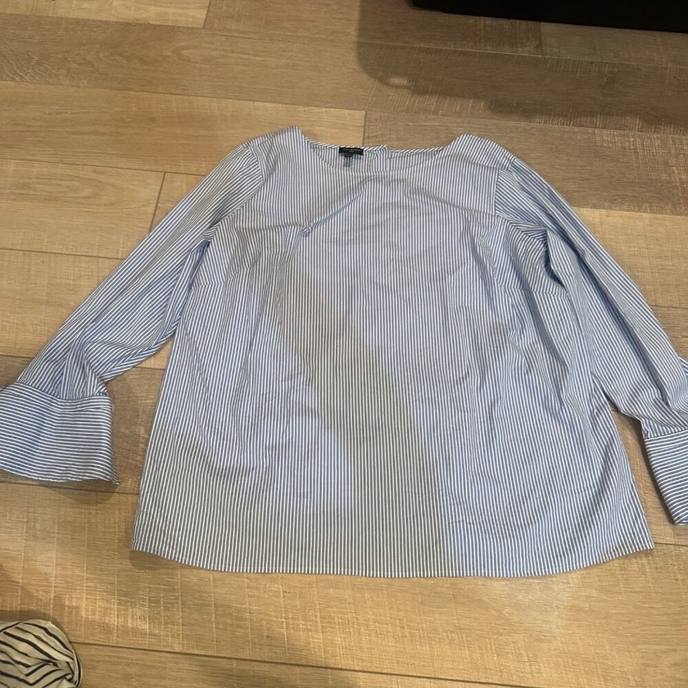 TALBOTS 1X WOMENS BLUE STRIPE BUTTON BACK BLOUSE SHIRT LONG SLEEVE